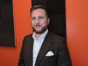 CRAIG BARRETT - Profile