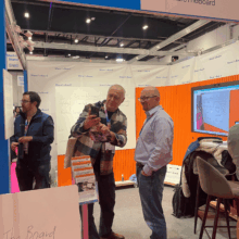 Enhance virtual teaching with an interactive whiteboard